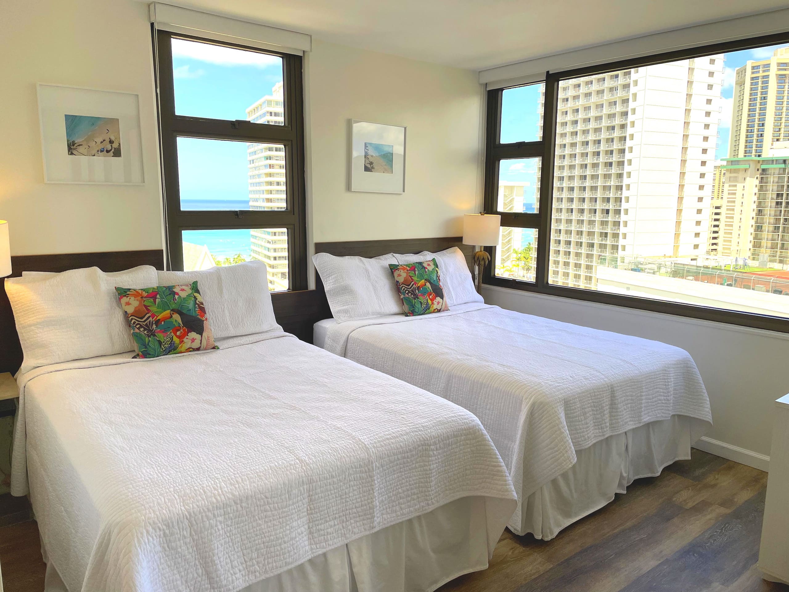 Condo in Honolulu · ★4.68 · 1 bedroom · 3 beds · 1 private bath - Image 11