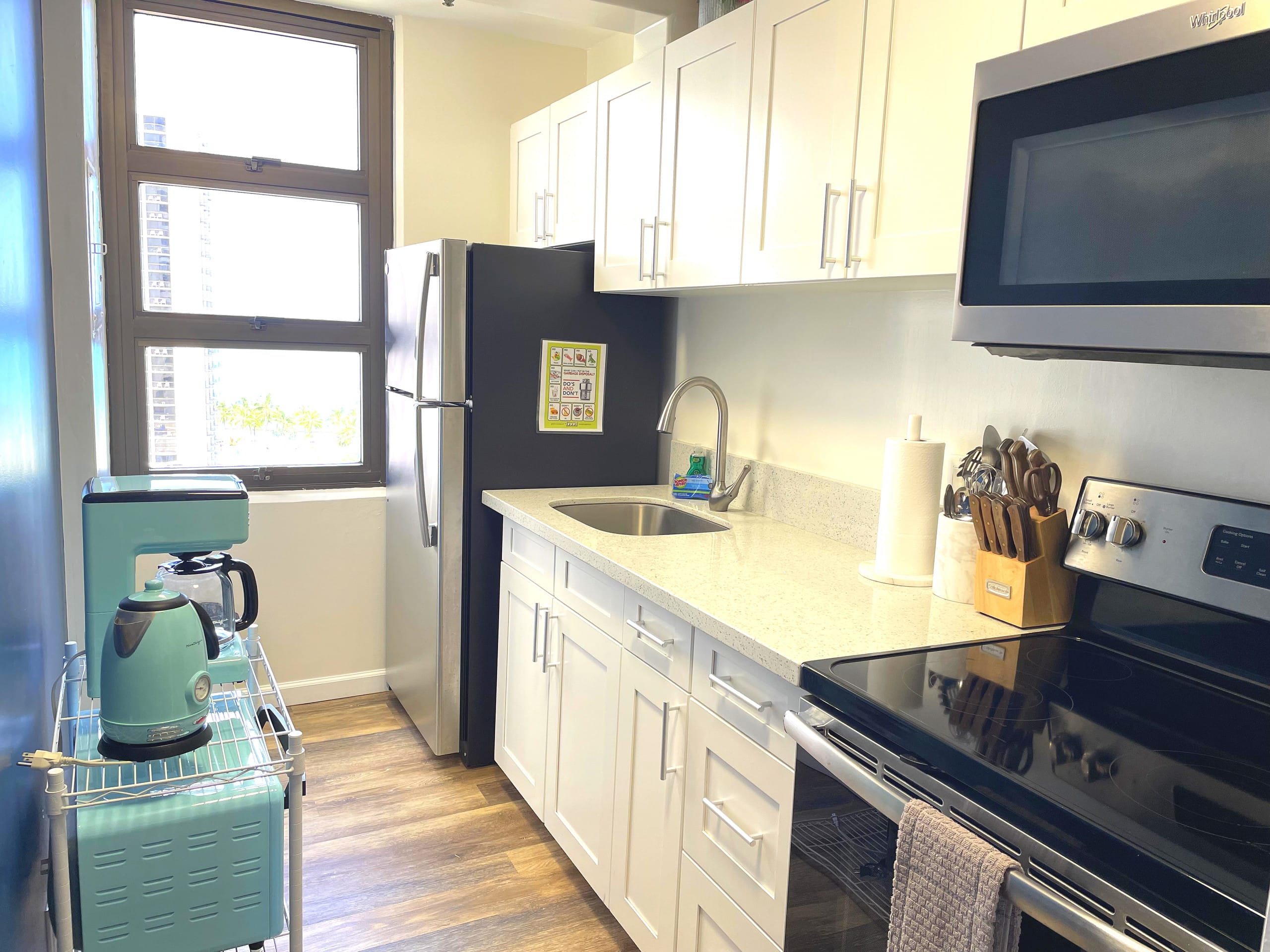 Condo in Honolulu · ★4.68 · 1 bedroom · 3 beds · 1 private bath - Image 4