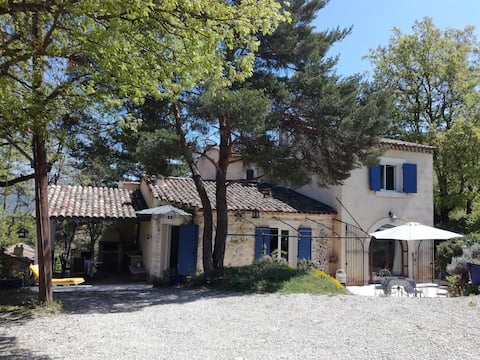 Villa with pool - beautiful view, quiet environment