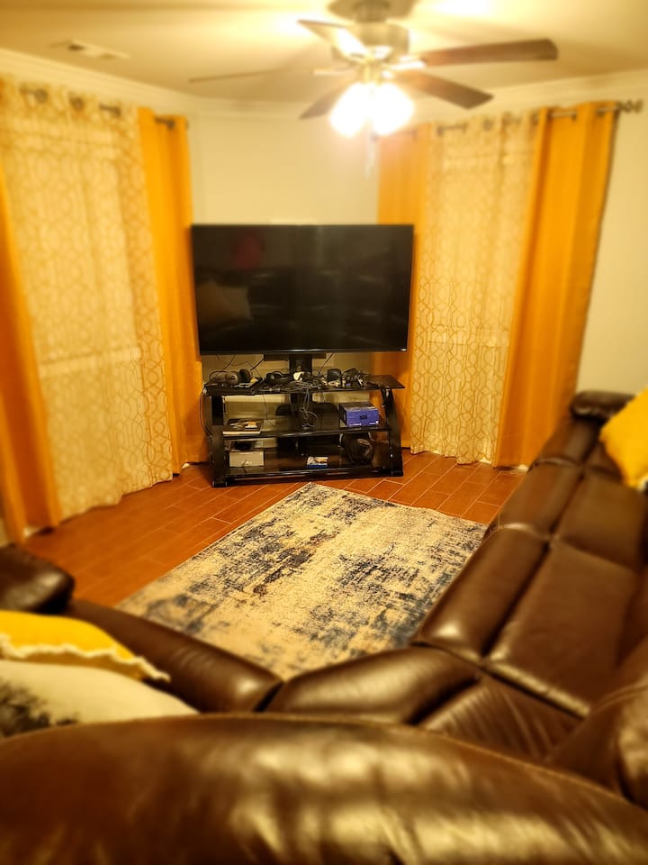 Serenity On The Creek 2 Bedroom 1.5 Bath Oasis! - Pendleton, SC