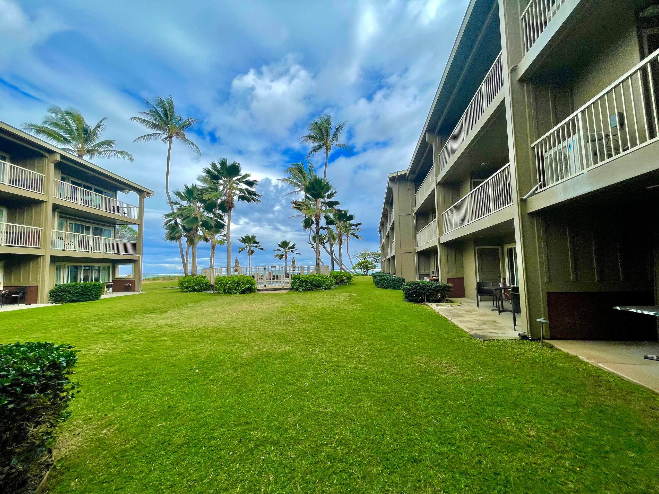 Condo in Kapaa · ★4.64 · 2 bedrooms · 2 beds · 1.5 private baths - Image 21