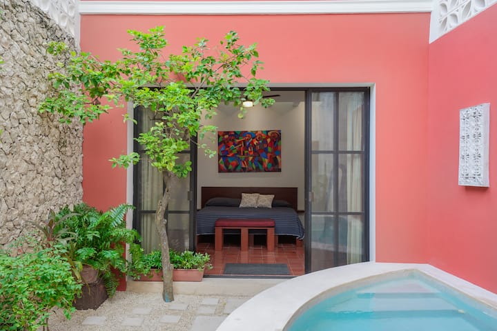 Private casita with a lovely view of the pool and backyard.