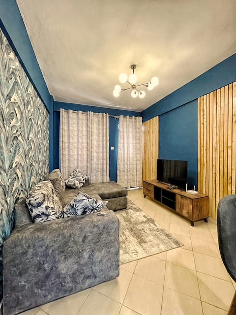 Beautifully Furnished Apartment With A Pool