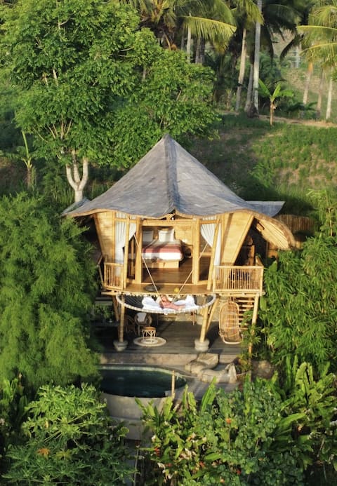 Villa Nicky Kalma Bamboo Eco Lodge in Kuta Lombok