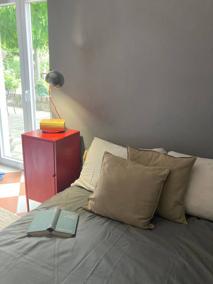 საძინებელი 2