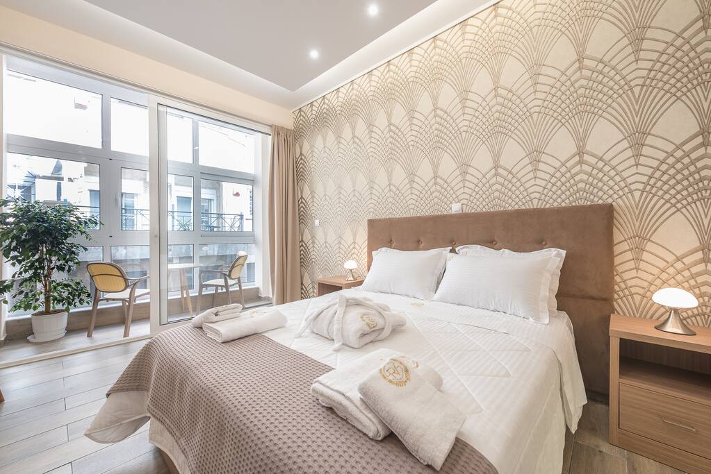 An Elegant Suite at the center of ATHENS (No 2)