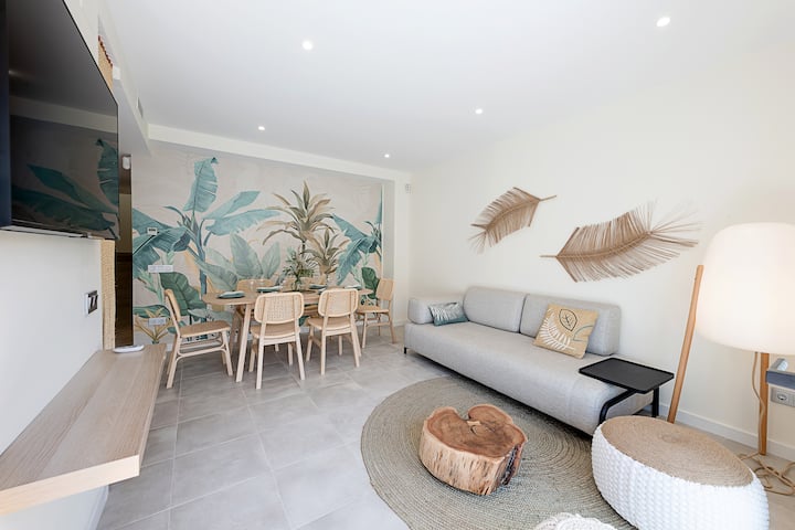 ★Luxurious & Bright ~ Rooftop Terrace ~ Sea Views☀ - San Pol de Mar
