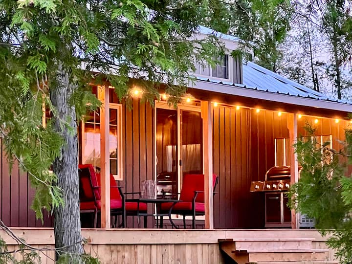 Magnifique chalet au bord du lac/lac Hinchcliffe Cottages à louer à