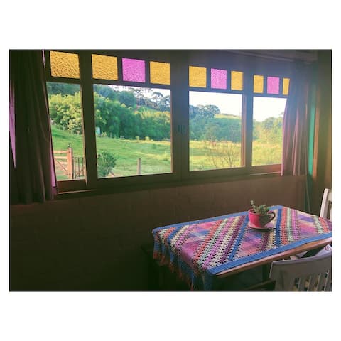 Airbnb em destaque: Vagalume Chalet – mountain privacy for couples em São Bento Do Sapucaí