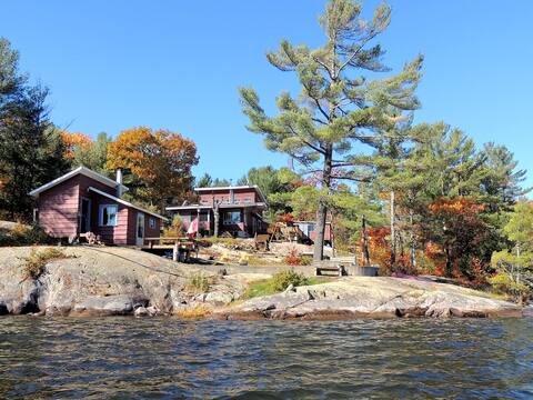 Very relaxing cottage on beautiful French River