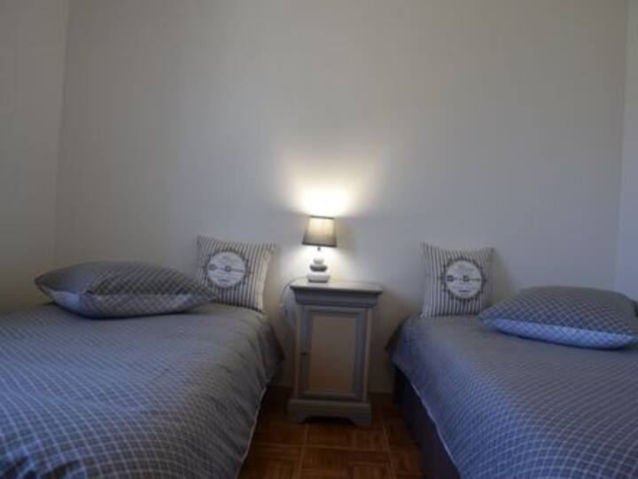 საძინებელი 2