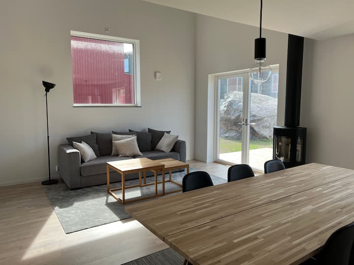 Nybyggd Villa Med Uteplats - Hönö