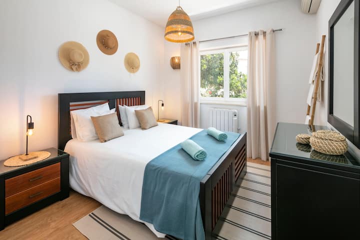 Chumba cha kulala mara mbili na bafu la chumbani