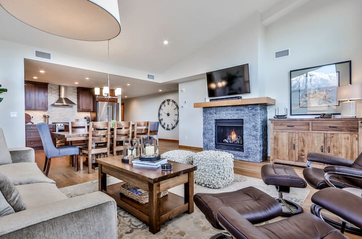 Spring Creek Vacations managed Airbnb listing 2
