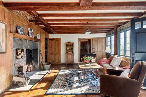 Stunning Views, Bucolic Bliss in 1790s Farmhouse