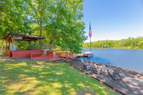 Family Compound Getaway on Lake Murray | Leesville
