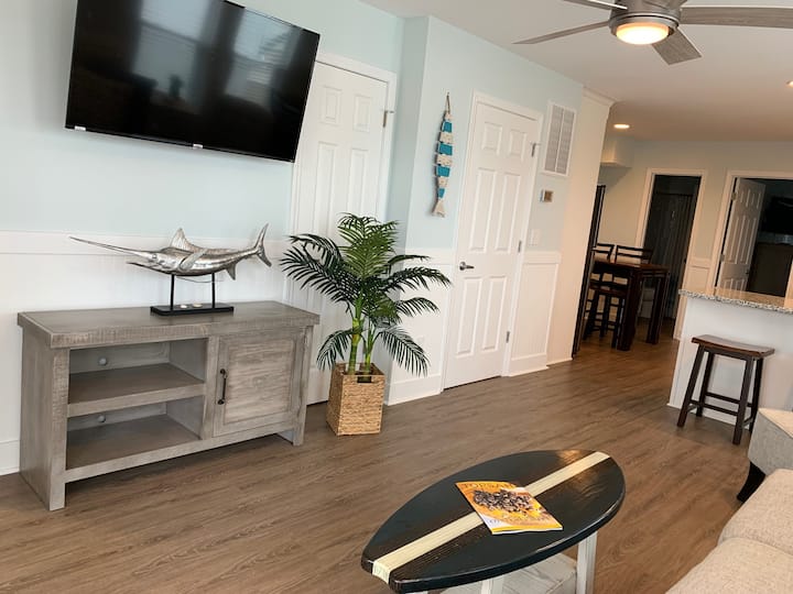 Updated 3br/3ba In The Heart Of Surf City - Wow! - Topsail Beach, NC