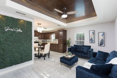 Mid Valley Casita Delight