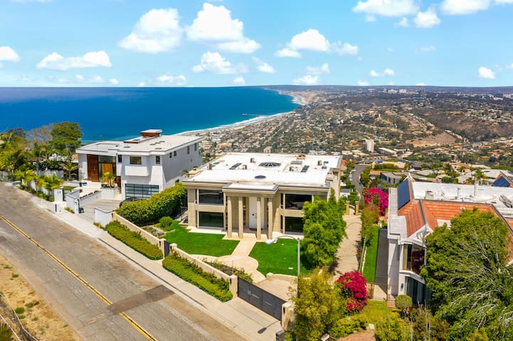 La Jolla Top Of The World Mansion