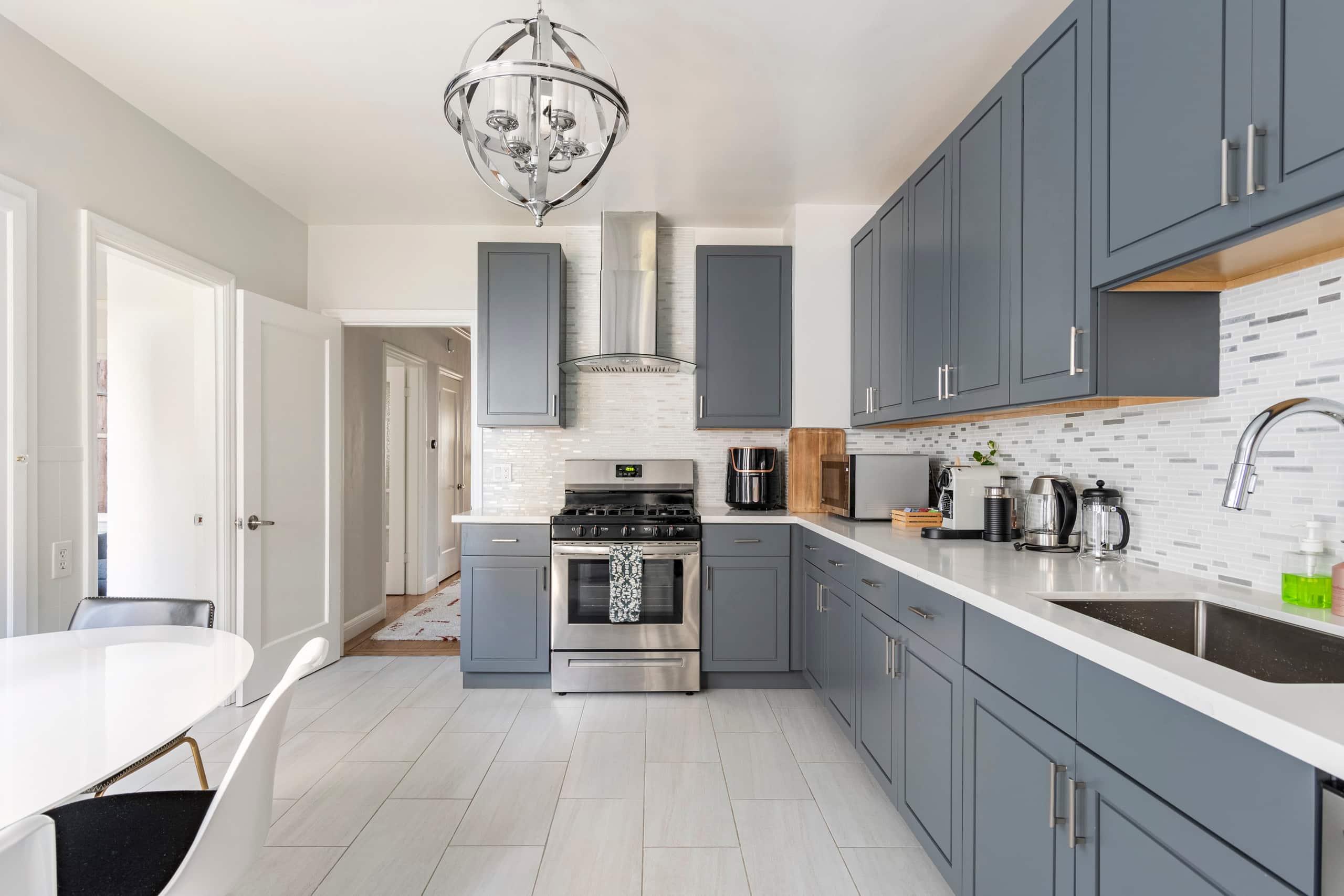 Condo in San Francisco · ★4.98 · 1 bedroom · 1 bed · 1 bath - Image 12