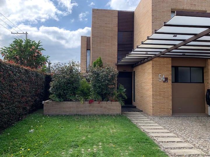Hermosa Y Cómoda Casa En Medio De La Naturaleza!! - Cajicá