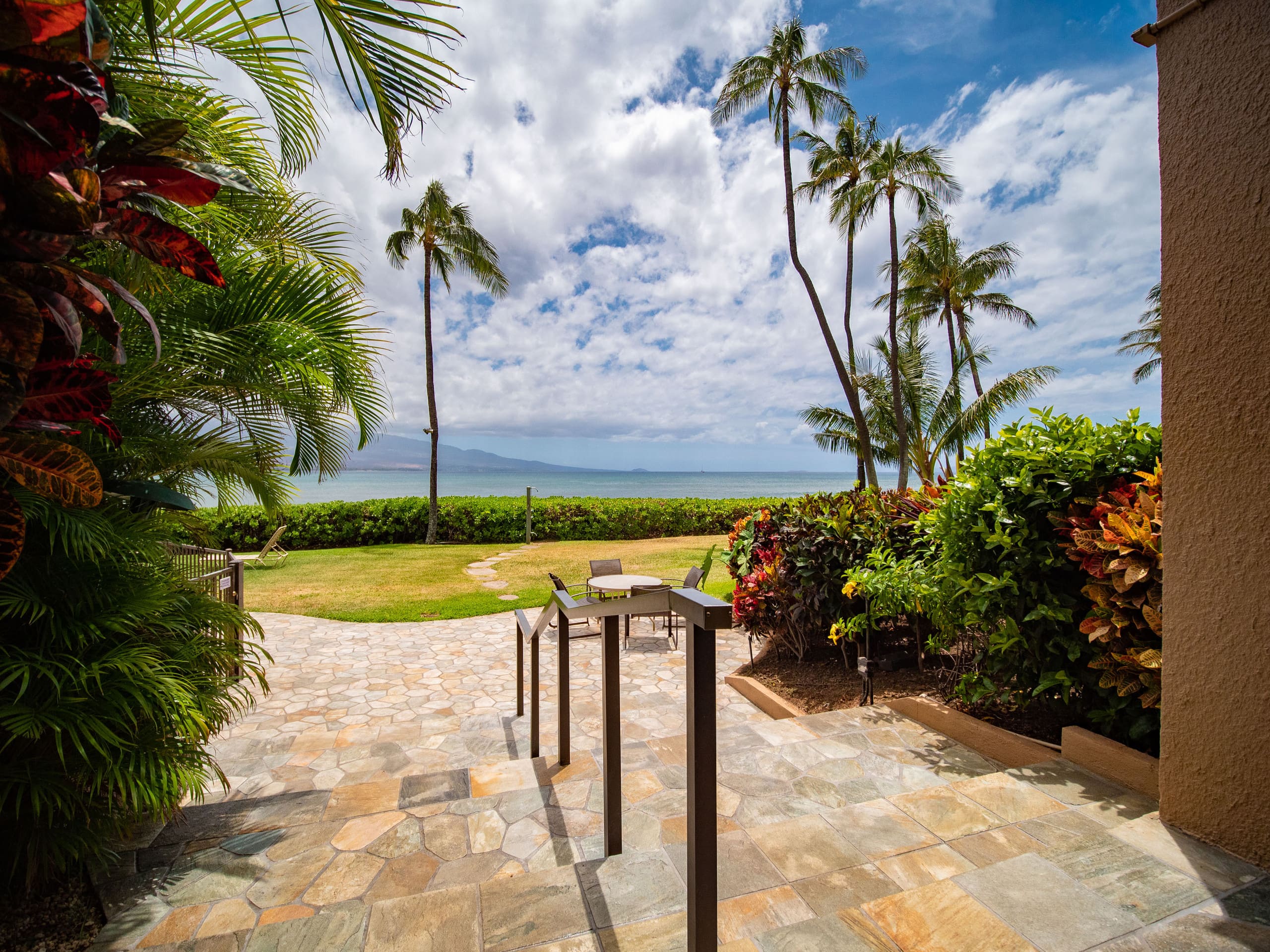 Condo in Wailuku · ★4.91 · 1 bedroom · 1 bed · 1 private bath - Image 19
