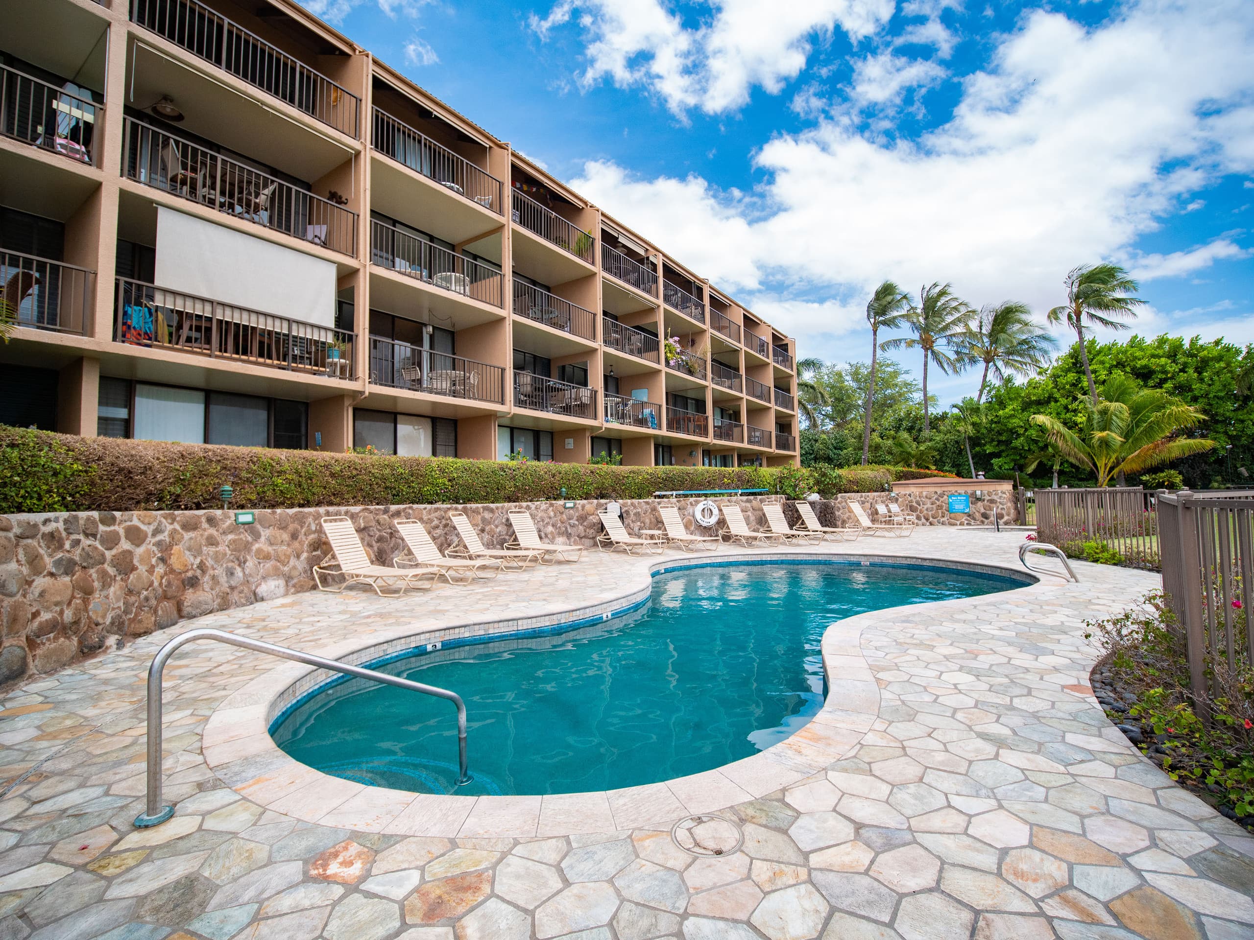 Condo in Wailuku · ★4.91 · 1 bedroom · 1 bed · 1 private bath - Image 30