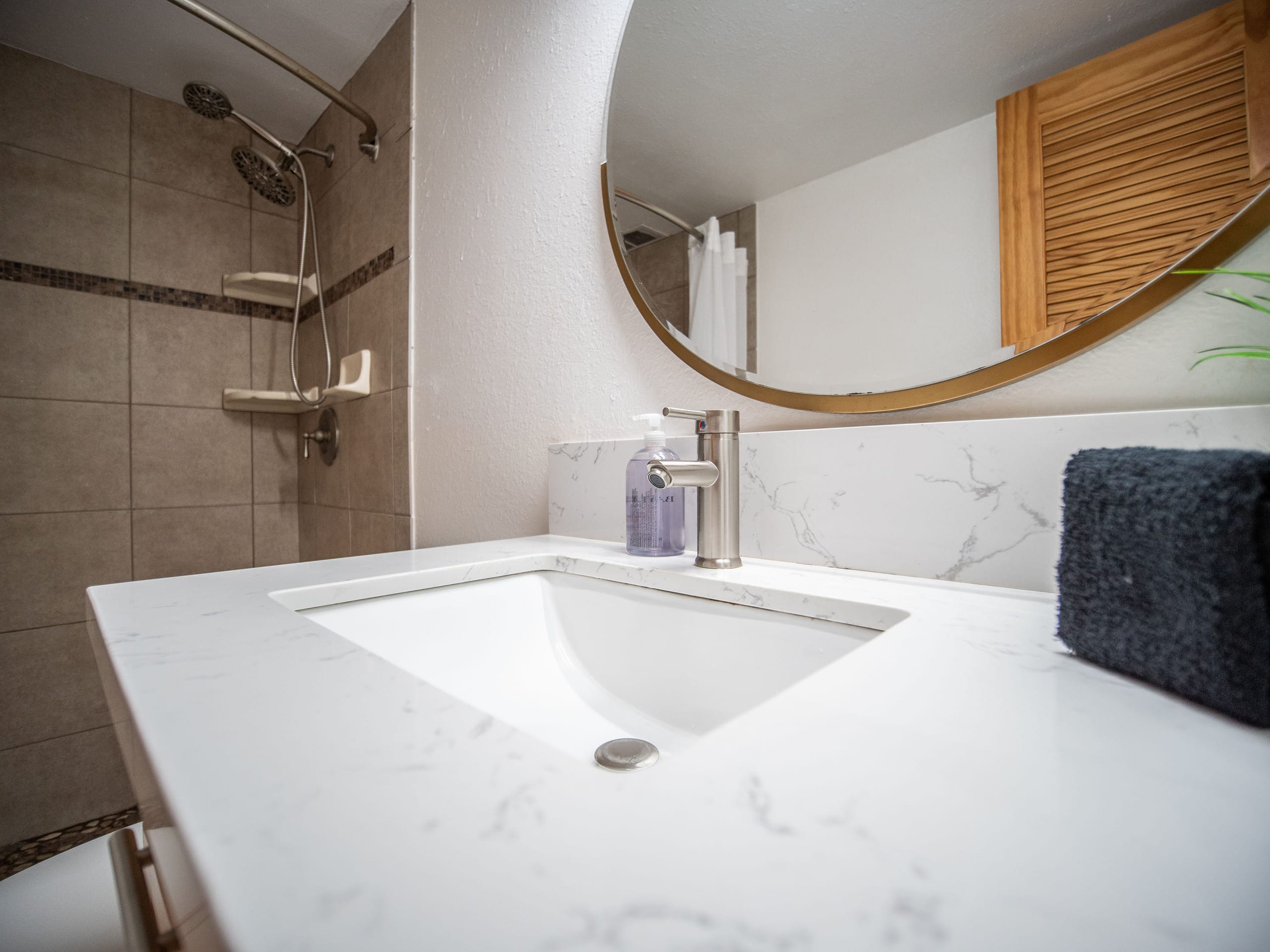 Condo in Wailuku · ★4.91 · 1 bedroom · 1 bed · 1 private bath - Image 9