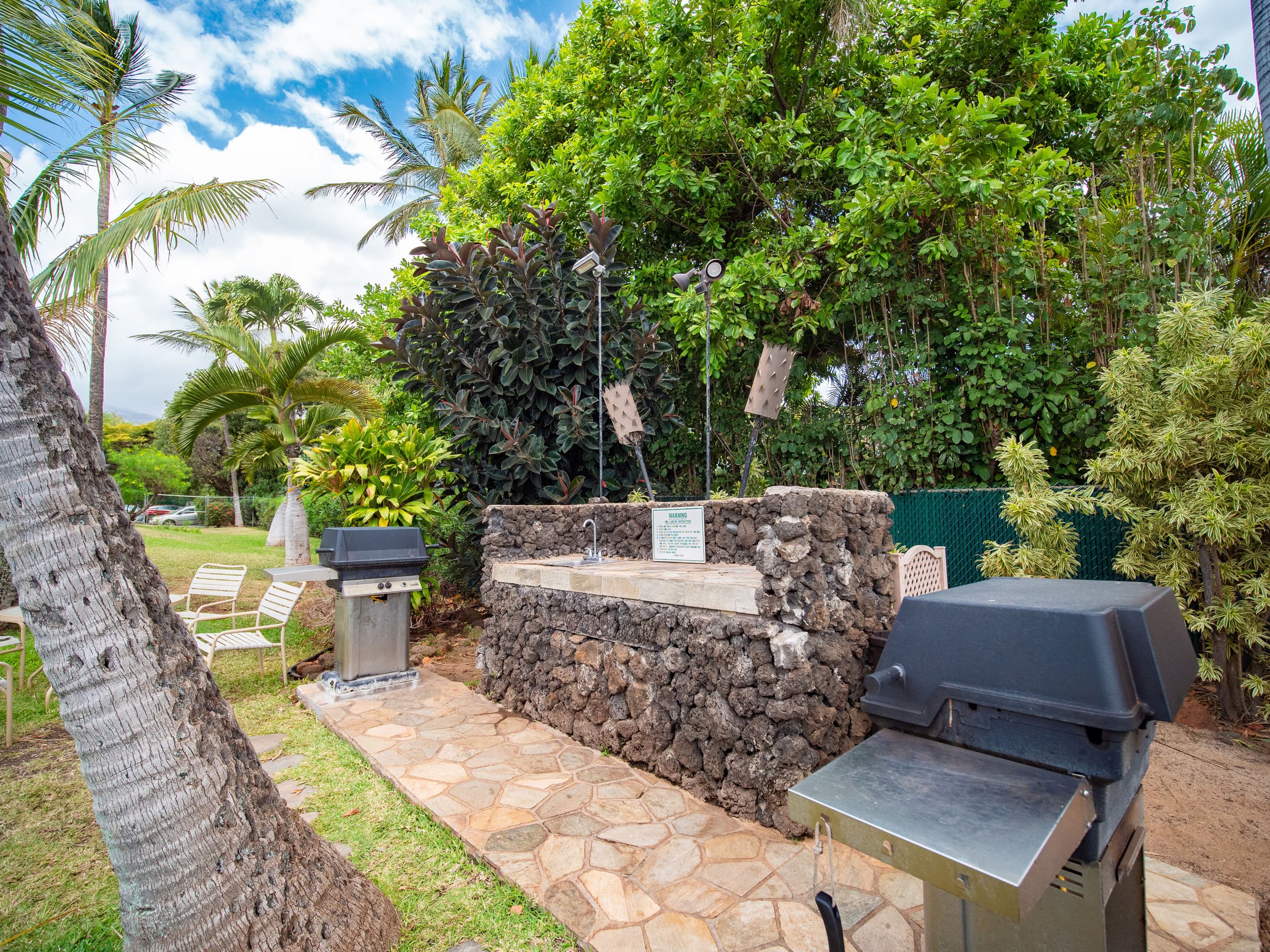 Condo in Wailuku · ★4.91 · 1 bedroom · 1 bed · 1 private bath - Image 28