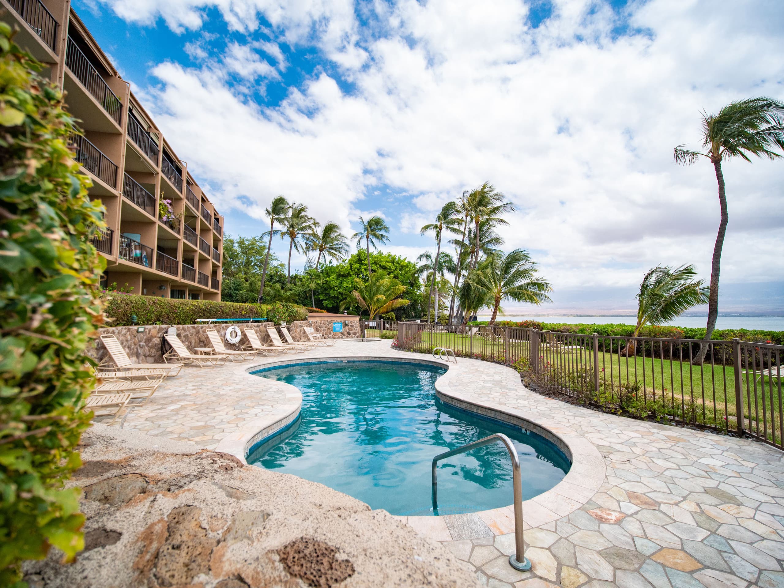 Condo in Wailuku · ★4.91 · 1 bedroom · 1 bed · 1 private bath - Image 31