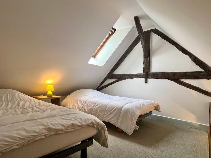 Етаж - Спалня 1 - Мецанин