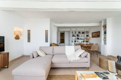 Sublime view, 100 m from the beach, terrace, parking