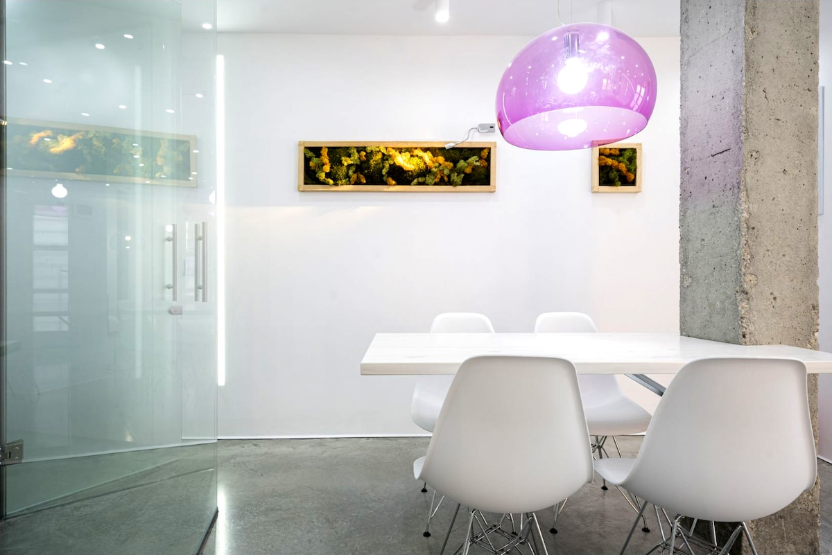 Top Airbnb: Luxury, design, and technology. Historic center Alcalá 2 à Alcalá De Henares