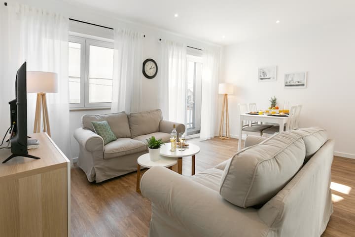 Casa Môa - Modern Apartment At Nazaré - Nazaré