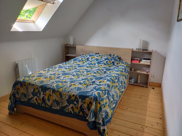 Chumba cha kulala 1 kwenye ghorofa ya 1, kitanda 1 cha watu wawili, uwezekano wa kuwa na kitanda cha watoto