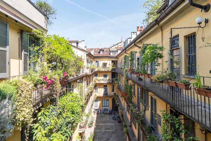 Brera, Milano Holiday Rentals & Homes - Milano, Italy | Airbnb