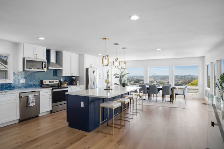 Luxury Villa Near The Beach With Gorgeous Views