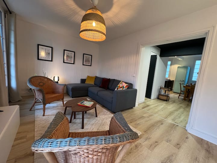 Le Voltaire 71m² Avec  Terrasse Et Parking - Tours