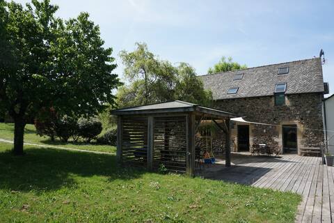 Barn in a green setting, heart of the village