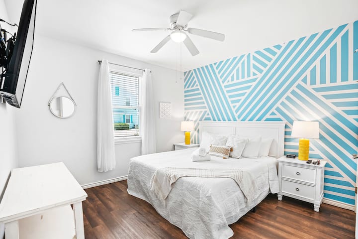 Détendez-vous l'après-midi dans votre lit King Size.