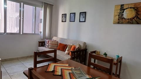 Successful Airbnb property: Apartamento a uma quadra da praia in Santos