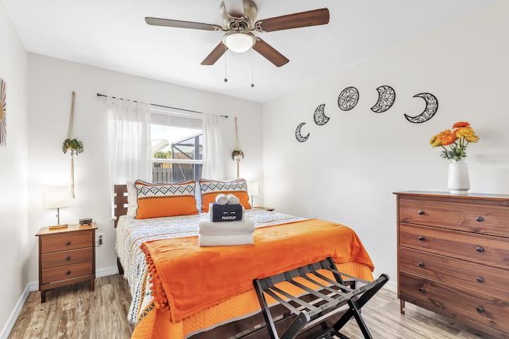 Невенска двокреветна соба