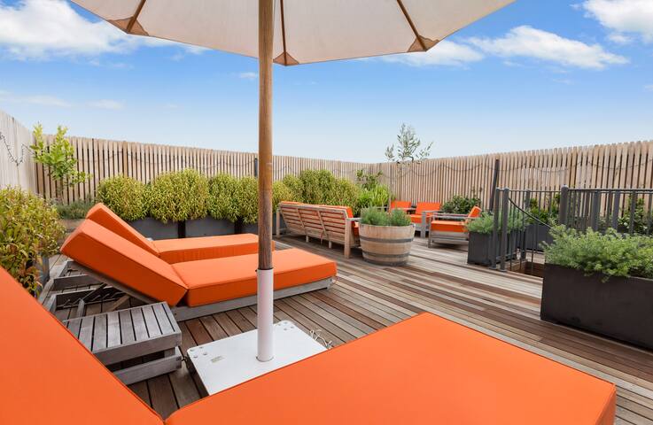 Ultimate Five Star Luxury Retreat gallery image 2