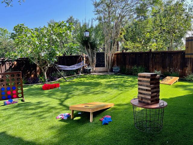 Indoor-Outdoor Living in a Amazing Retreat gallery image 3