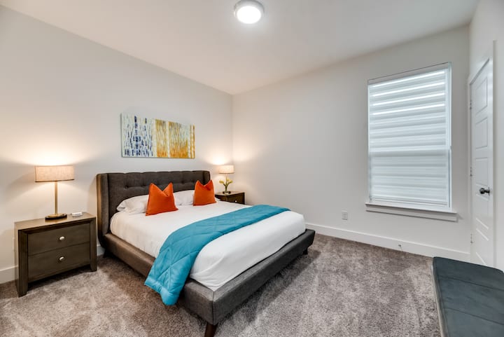 Upstairs bedroom #3 with queen bed!