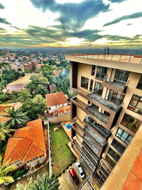 2 bed/bath condo in the sky with stunning views