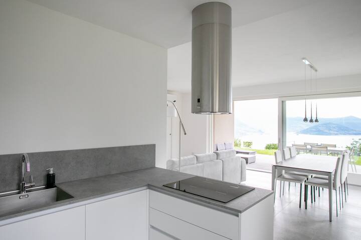 IseoLakeRental – Trivia Resort gallery image 4