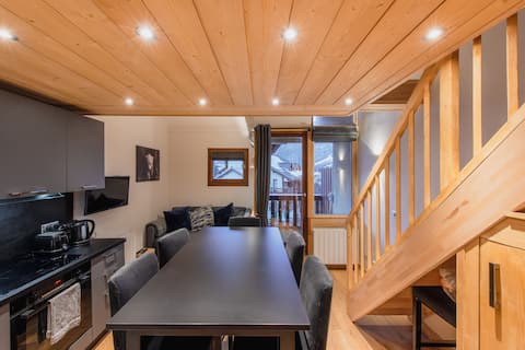 Airbnb performant: 2 Bedroom apartment in Val D'Isere Centre à Val D'isère