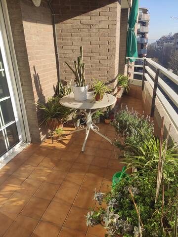 Apartamento en la Sagrada Familia gallery image 2