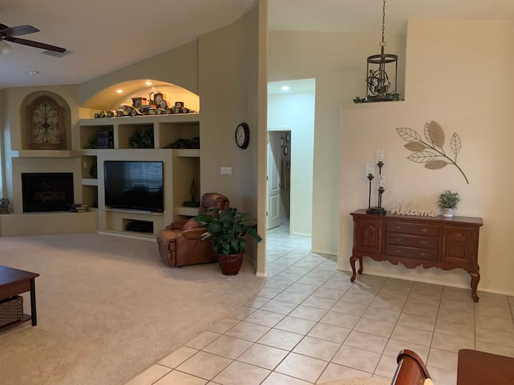 Perfectly Situated Close To The Lake! - Truth or Consequences, NM